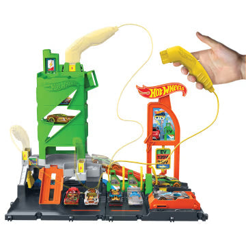 Hot Wheels Color Reveal car inside the Ultimate Octo Car Wash set available at Juniors Toys